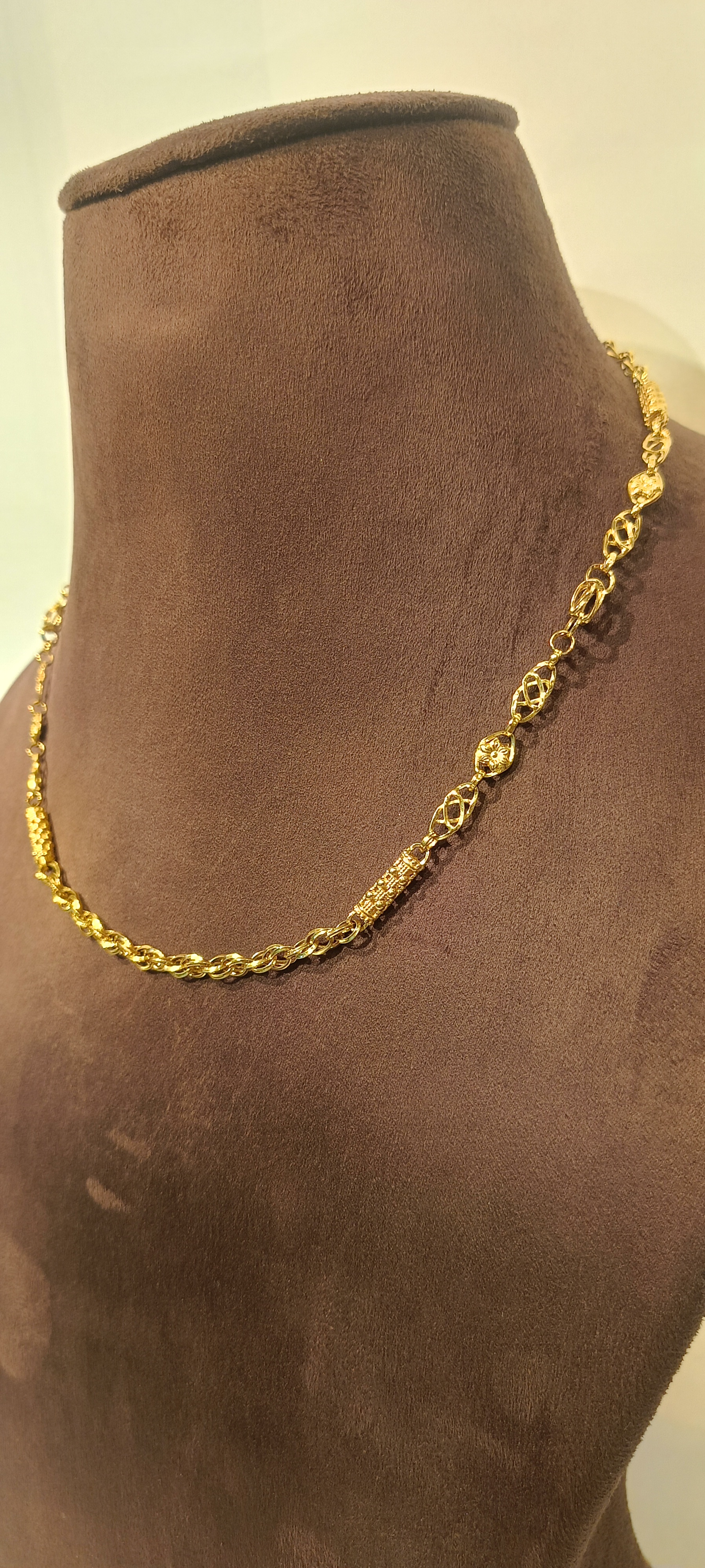 CH22/312 - Detail View 2