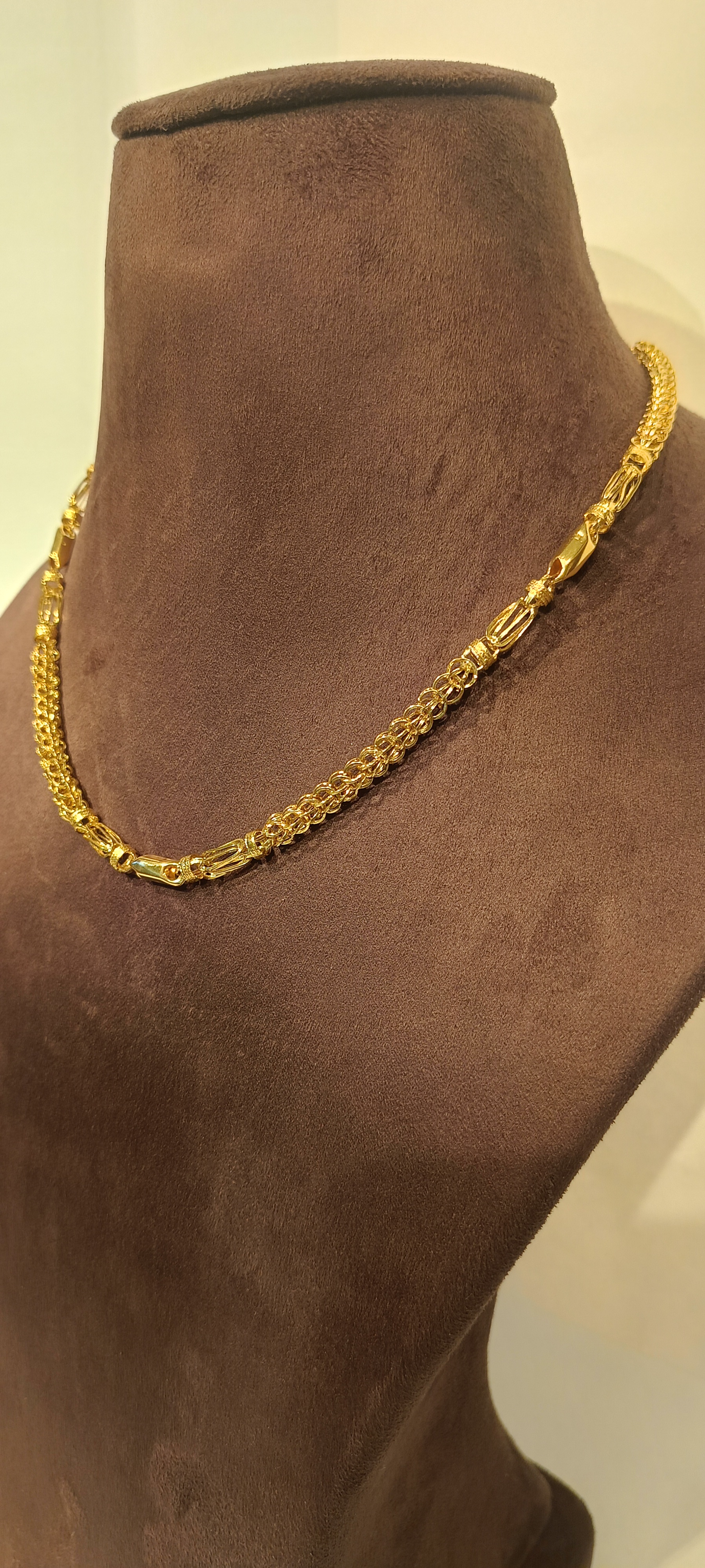 CH22/513 - Detail View 2