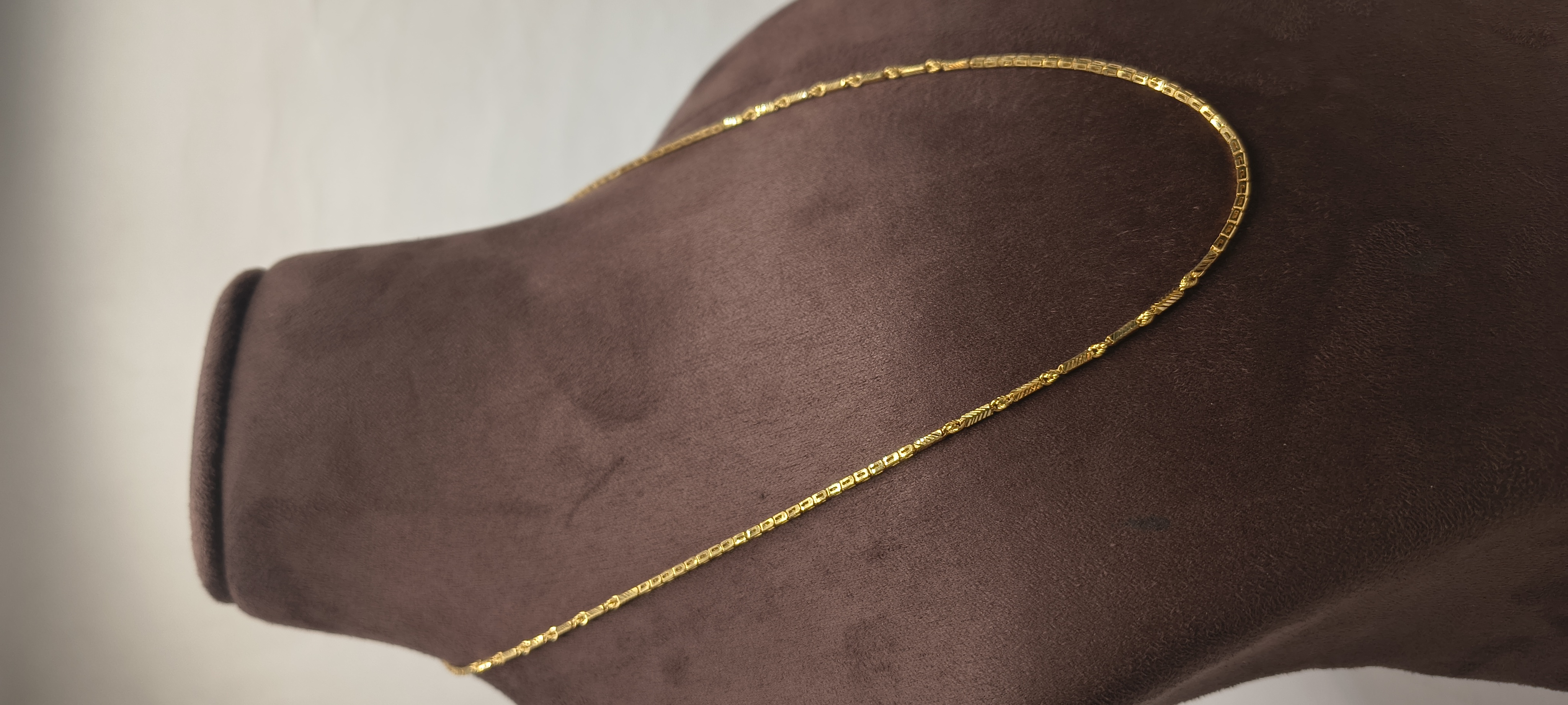 CH22/880 - Detail View 2
