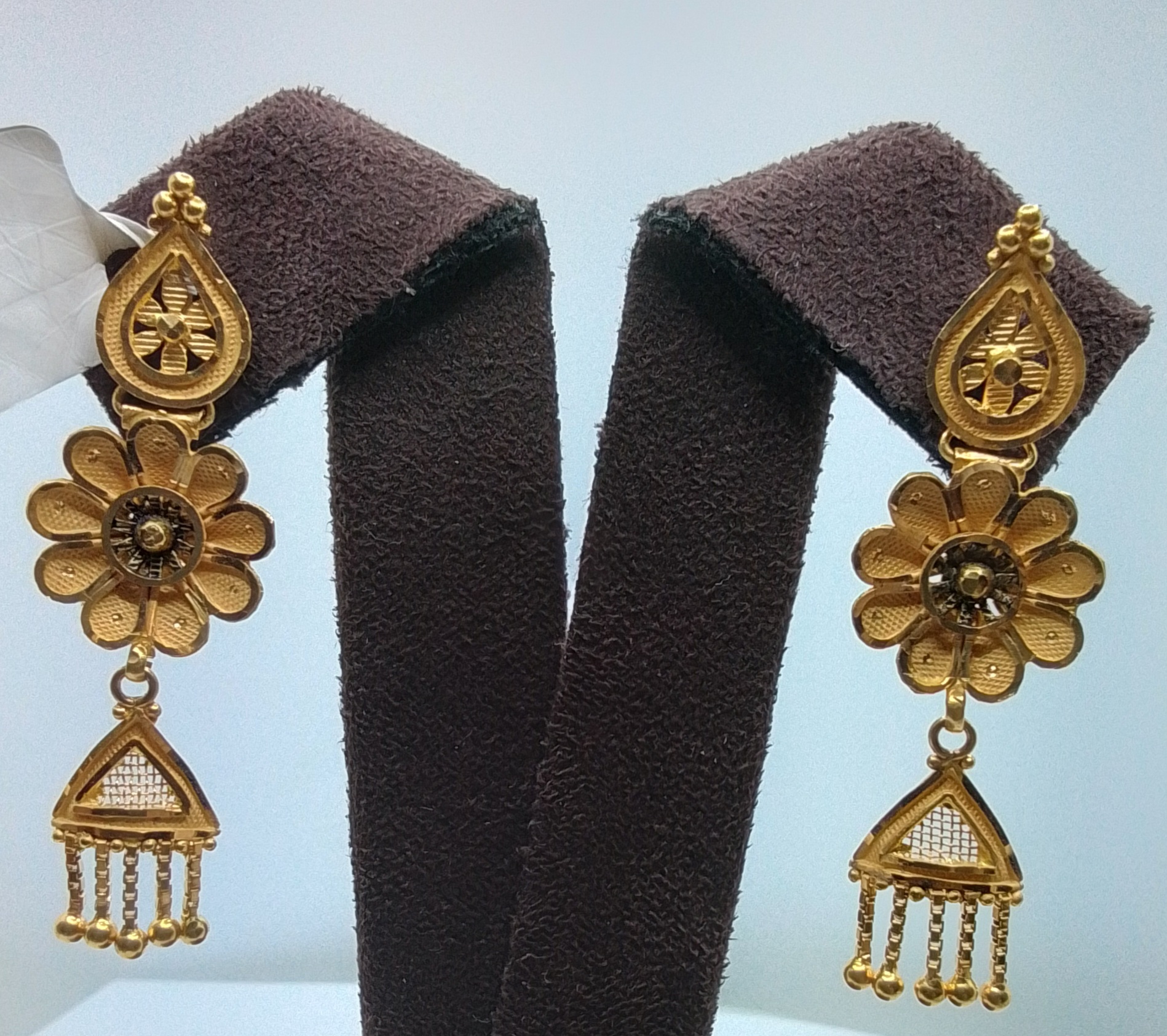 22kt Gold Earrings - Sarvada Jewellers Ranchi