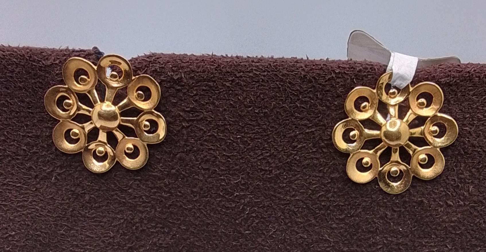 Gold Earrings - Sarvada Jewellers Ranchi