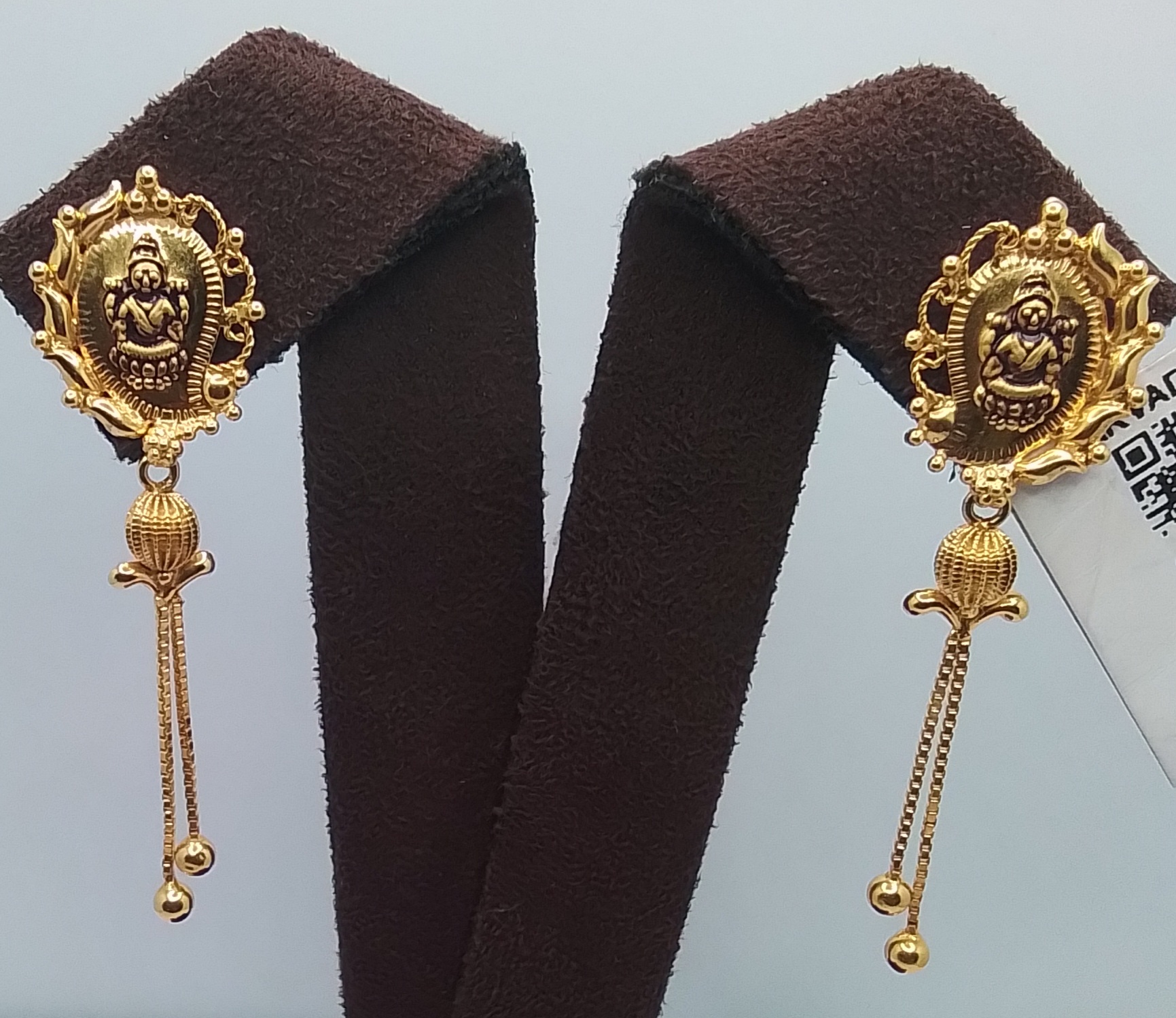 Gold Earrings - Sarvada Jewellers Ranchi