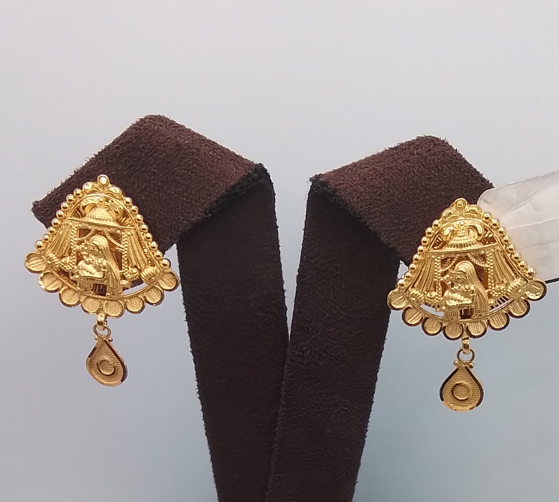 Gold Earrings - Sarvada Jewellers Ranchi