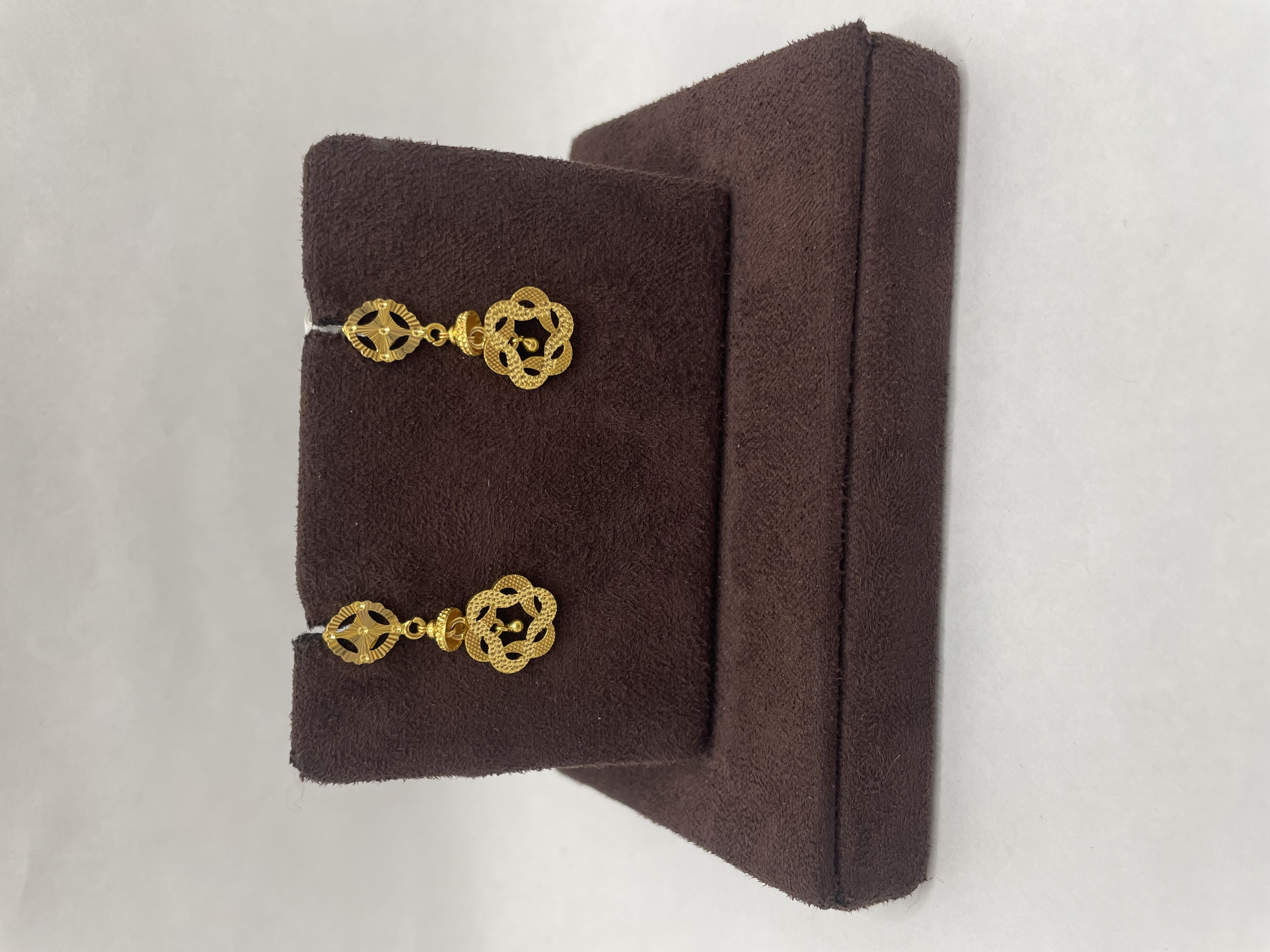 22kt Gold Earring - Sarvada Jewellers Ranchi