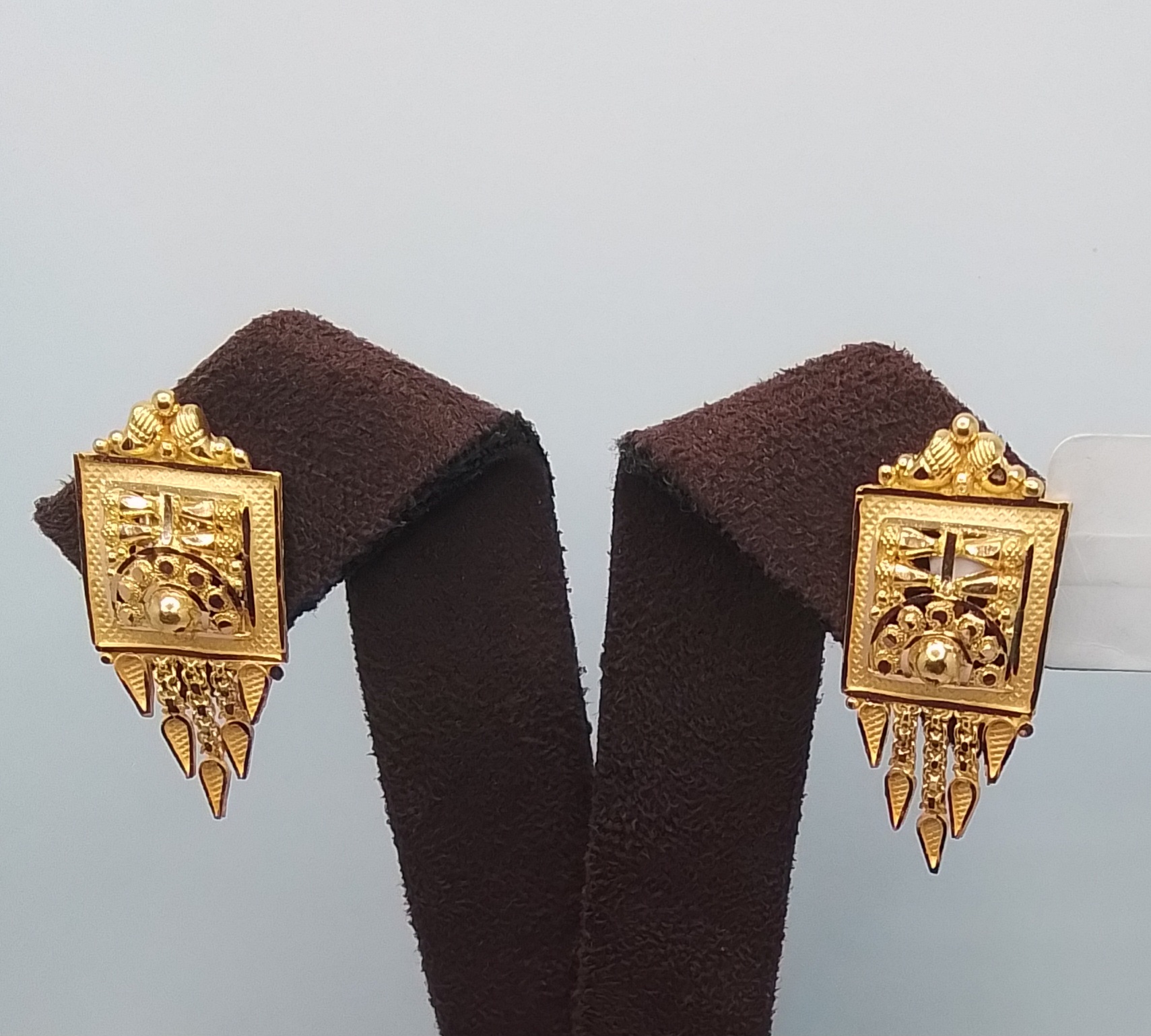Gold Earrings - Sarvada Jewellers Ranchi